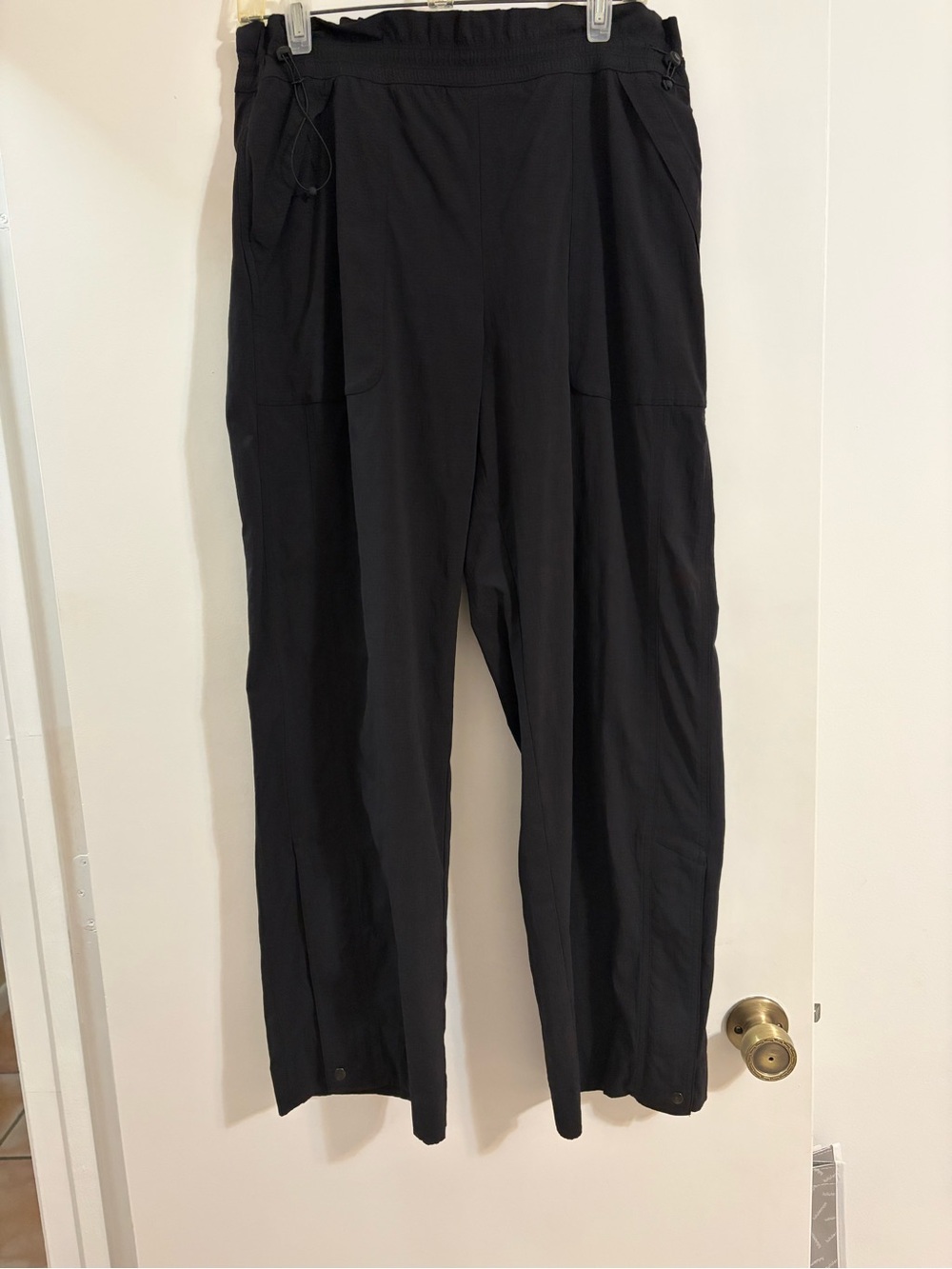 Athleta Black Women's Relaxed Track Joggers